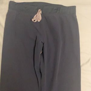 Figs Dark Harbor Large Livingston